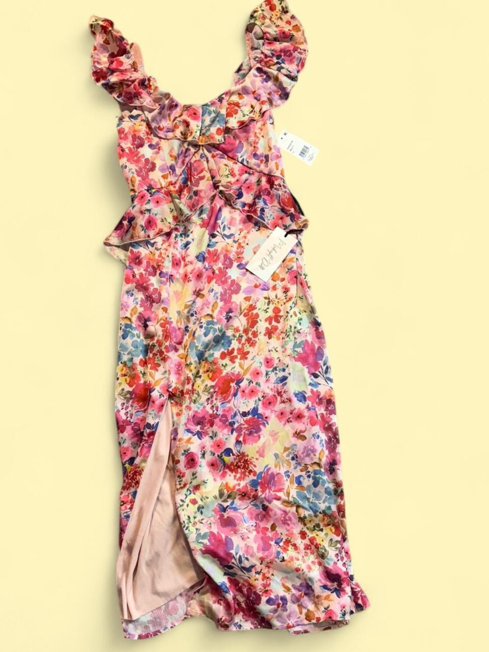 NWT Floral Ruffle Midi Dress